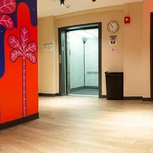  بيت شباب الشباب جاز أون كولومبس سيركل